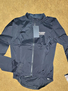 Pas Normal Studios Women's Mechanism Stow Away Jacket Black XS